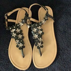 Women’s sandals